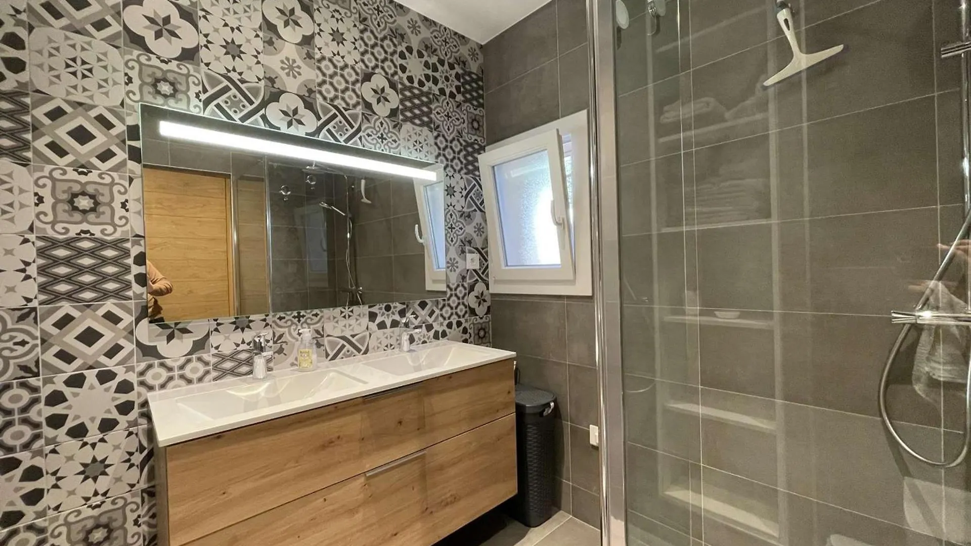 Villa Climatisee A Bormes-Les-Mimosas Avec Piscine Privee - Fr-1-308-206